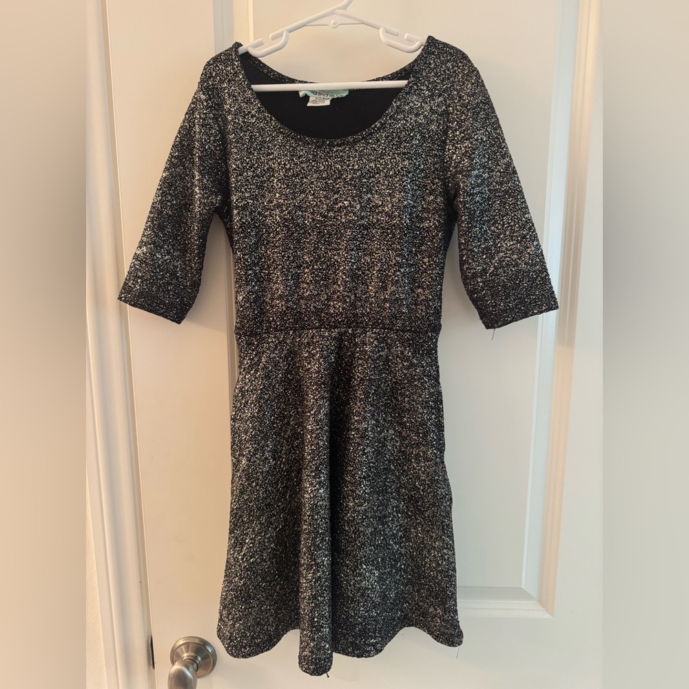 Mia Chica Black and White Speckled Sparkly Dress Size 7/8
